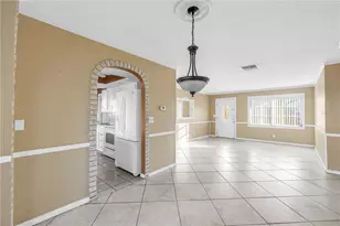 9840 Mainlands Blvd W, Pinellas Park, FL 33782 - Photo 5