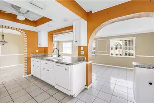 9840 Mainlands Blvd W, Pinellas Park, FL 33782 - Photo 9