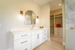 4502 S Shamrock Rd, Tampa, FL 33611 - Photo 35