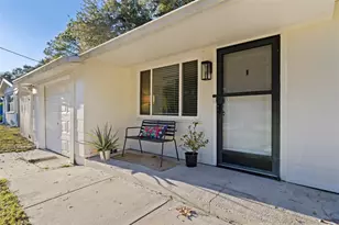 129 NW Lincoln Cir N, Saint Petersburg, FL 33702 - Photo 23