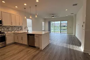 31045 Lindentree Dr, Wesley Chapel, FL 33543 - Photo 19