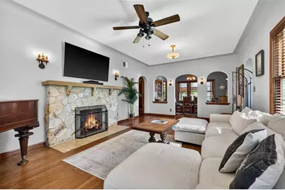 1431 22nd Avenue N, Saint Petersburg, FL 33704 - Photo 9