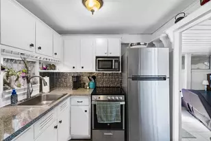 10462 116th Ave, Largo, FL 33773 - Photo 15