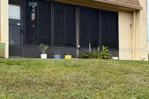 11140 Carriage Hill Dr, Port Richey, FL 34668 - Photo 9