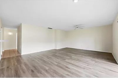 723 115th Avenue N #2106, Saint Petersburg, FL 33716 - Photo 3