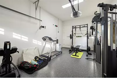 2102 Chestnut Forest Drive, Tampa, FL 33618 - Photo 45