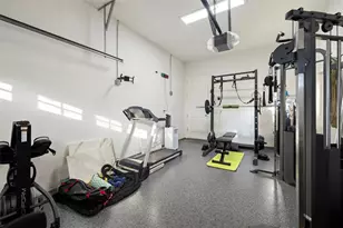 2102 Chestnut Forest Dr, Tampa, FL 33618 - Photo 45