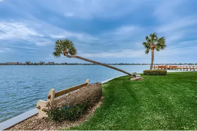 4775 Cove Circle #904, Saint Petersburg, FL 33708 - Photo 29