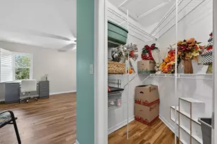 413 Lake Point Ct, Sun City Center, FL 33573 - Photo 11