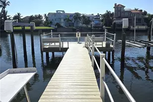 346 Madeira Cir, Tierra Verde, FL 33715 - Photo 17