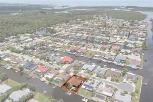 9910 Island Harbor Dr, Port Richey, FL 34668 - Photo 9