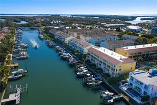 1067 Pinellas Bayway S, Saint Petersburg, FL 33715 - Photo 45