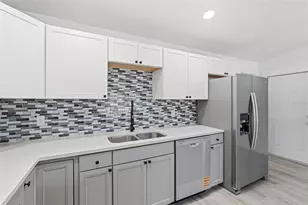 34071 Madison Ave, Ridge Manor, FL 33523 - Photo 15