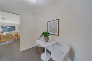 10381 98th St, Largo, FL 33773 - Photo 13