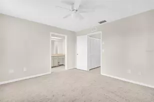 1526 Chateaux De Ville Ct, Clearwater, FL 33764 - Photo 15