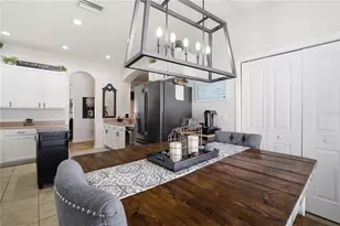 6325 Bridgecrest Dr, Lithia, FL 33547 - Photo 9