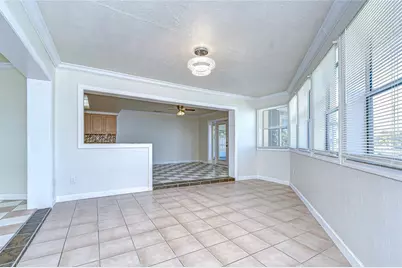 6416 Lake Sunrise Drive, Apollo Beach, FL 33572 - Photo 9