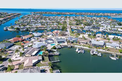 6416 Lake Sunrise Drive, Apollo Beach, FL 33572 - Photo 29