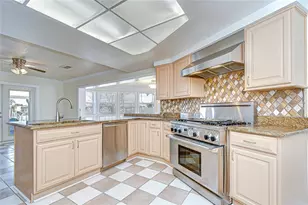 6416 Lake Sunrise Dr, Apollo Beach, FL 33572 - Photo 13