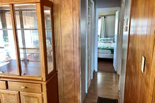 217 Mt Isle Ave NE, Saint Petersburg, FL 33702 - Photo 29