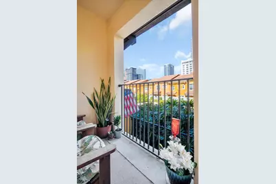 100 4th Avenue S #213, Saint Petersburg, FL 33701 - Photo 11
