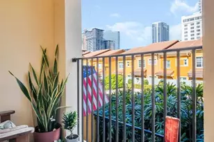 100 4th Ave S, Saint Petersburg, FL 33701 - Photo 11