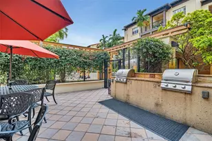 100 4th Ave S, Saint Petersburg, FL 33701 - Photo 23