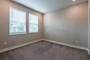 4655 Almada Ln, Wesley Chapel, FL 33543 - Photo 23