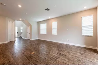 4655 Almada Lane, Wesley Chapel, FL 33543 - Photo 9