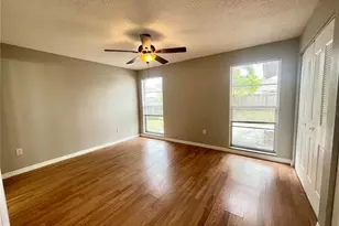 7986 Avenal Loop, New Port Richey, FL 34655 - Photo 9