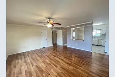 701 Cypress Place, Sun City Center, FL 33573 - Photo 7