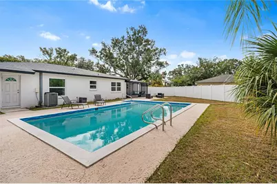 3015 Saint Charles Dr, Tampa, FL 33618 - Photo 31