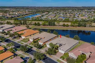 15644 Aurora Lake Cir, Wimauma, FL 33598 - Photo 3