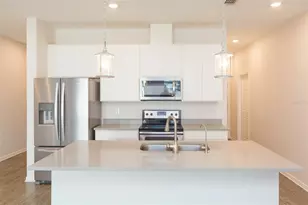 1119 Lady Gouldian Ct, Tampa, FL 33613 - Photo 11