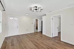 3709 W Gray St, Tampa, FL 33609 - Photo 3