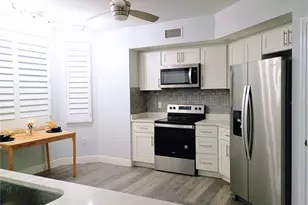 960 Starkey Rd, Largo, FL 33771 - Photo 9