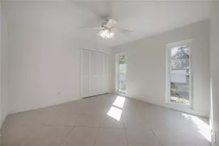 18503 Turtle Dr, Lutz, FL 33548 - Photo 17