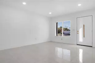 8641 May Cir, Tampa, FL 33614 - Photo 25