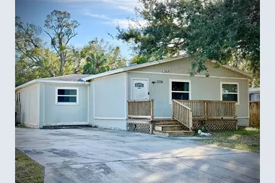2226 46th Avenue N, Saint Petersburg, FL 33714 - Photo 1