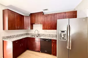 2226 46th Ave N, Saint Petersburg, FL 33714 - Photo 3