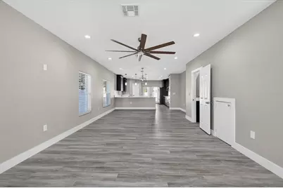 1819 13th Avenue S, Saint Petersburg, FL 33712 - Photo 17