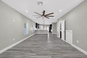 1819 13th Ave S, Saint Petersburg, FL 33712 - Photo 17