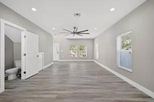 1819 13th Ave S, Saint Petersburg, FL 33712 - Photo 21