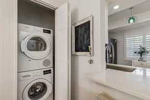 946 Virginia St, Dunedin, FL 34698 - Photo 15