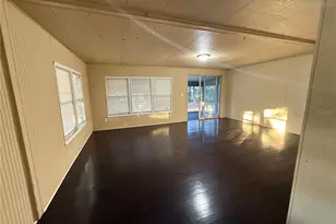 2130 Dawn Heights Dr, Lakeland, FL 33801 - Photo 9