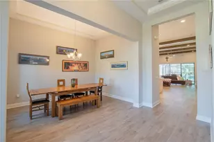 10304 Meadowrun Dr, Lithia, FL 33547 - Photo 7