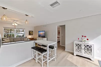 1140 49th Avenue N, Saint Petersburg, FL 33703 - Photo 13