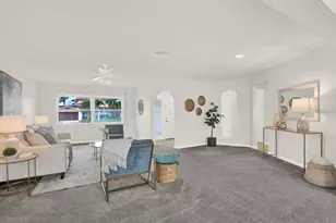 5675 Bayview Dr, Seminole, FL 33772 - Photo 7