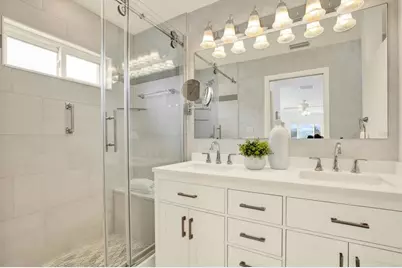 5675 Bayview Drive, Seminole, FL 33772 - Photo 19