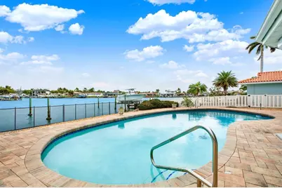 5675 Bayview Drive, Seminole, FL 33772 - Photo 25